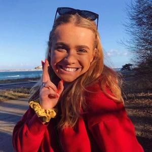 Meet your Posher, Andrea johanne